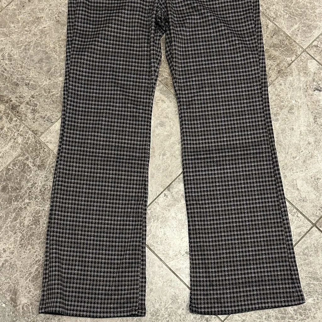 American Eagle  AE Knit Pull On High Waisted Kick Boot Pants NEW Houndstooth L - Image 4