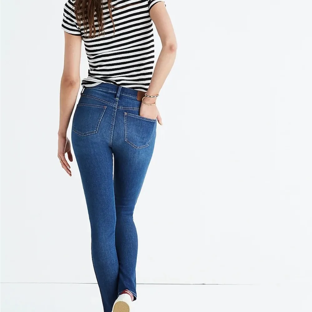 9” Mid-Rise Skinny Jeans - Image 2