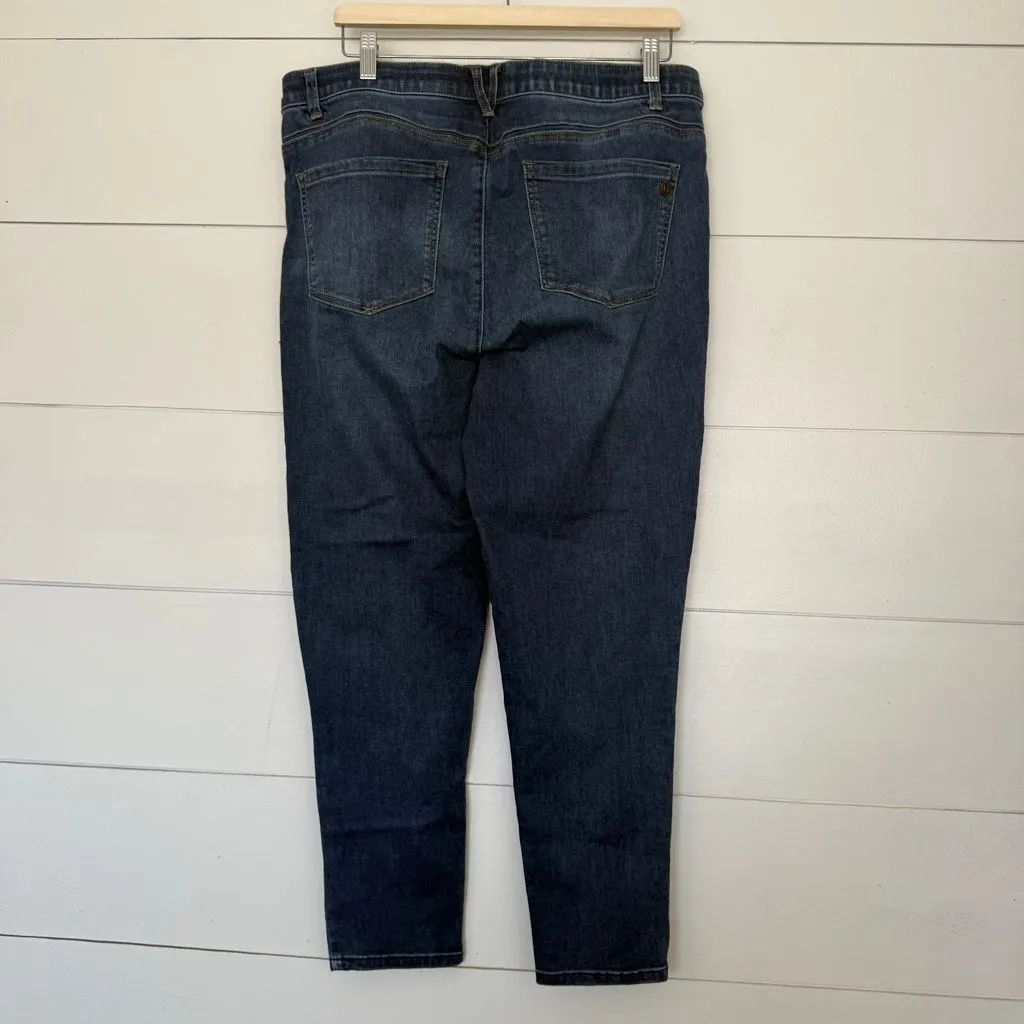 Democracy Women’s 16 Ab Solution Dark Wash Ankle Jeans - Image 3