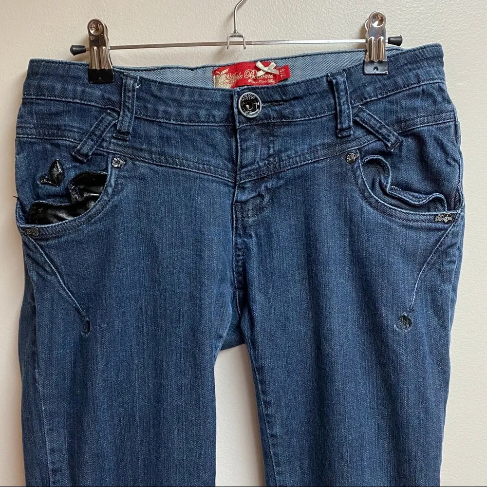 Apple Bottoms  Low Rise Six Pocket Jeans - Image 4