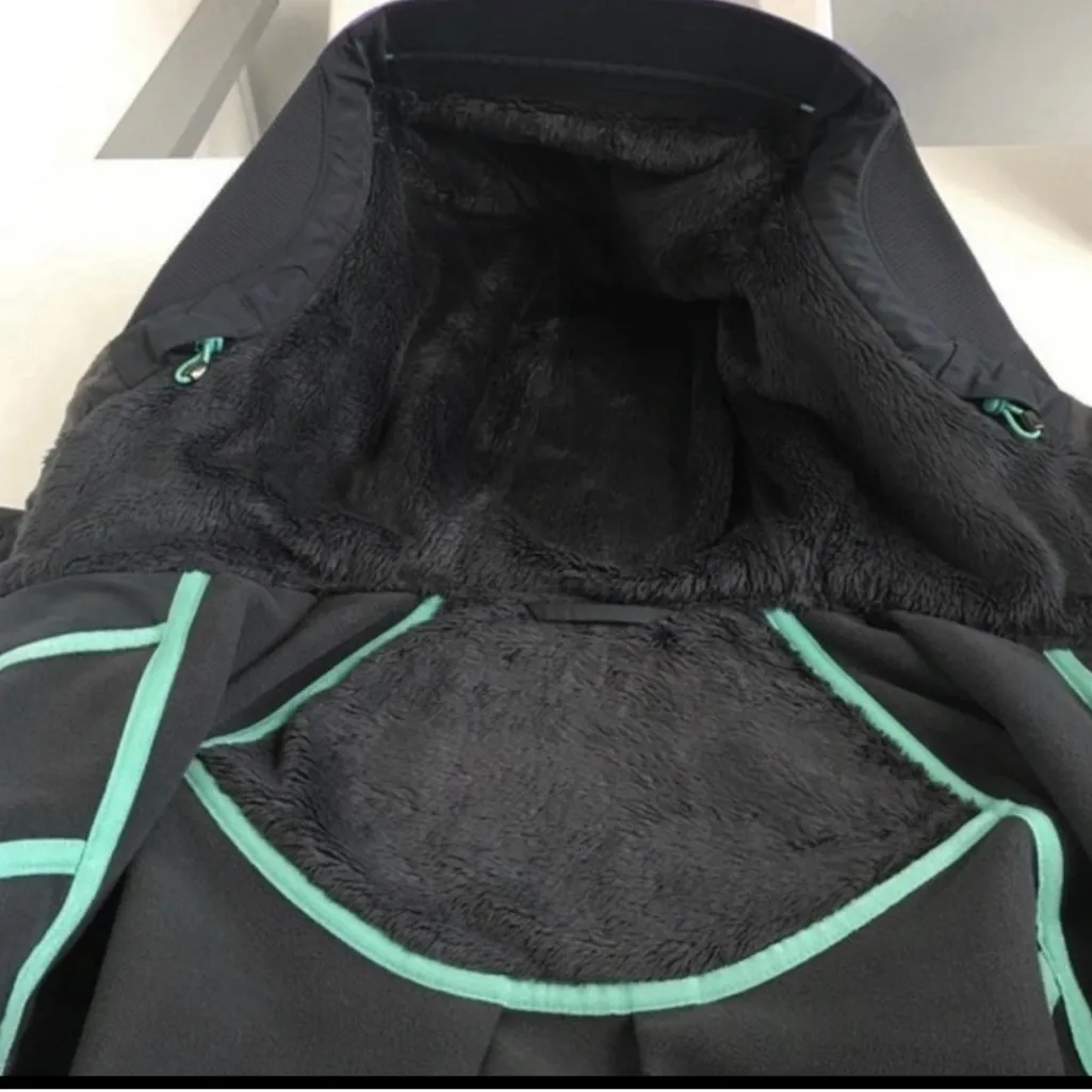 Lululemon  Limited Edition Purple Vintage Escapade Jacket - Image 3