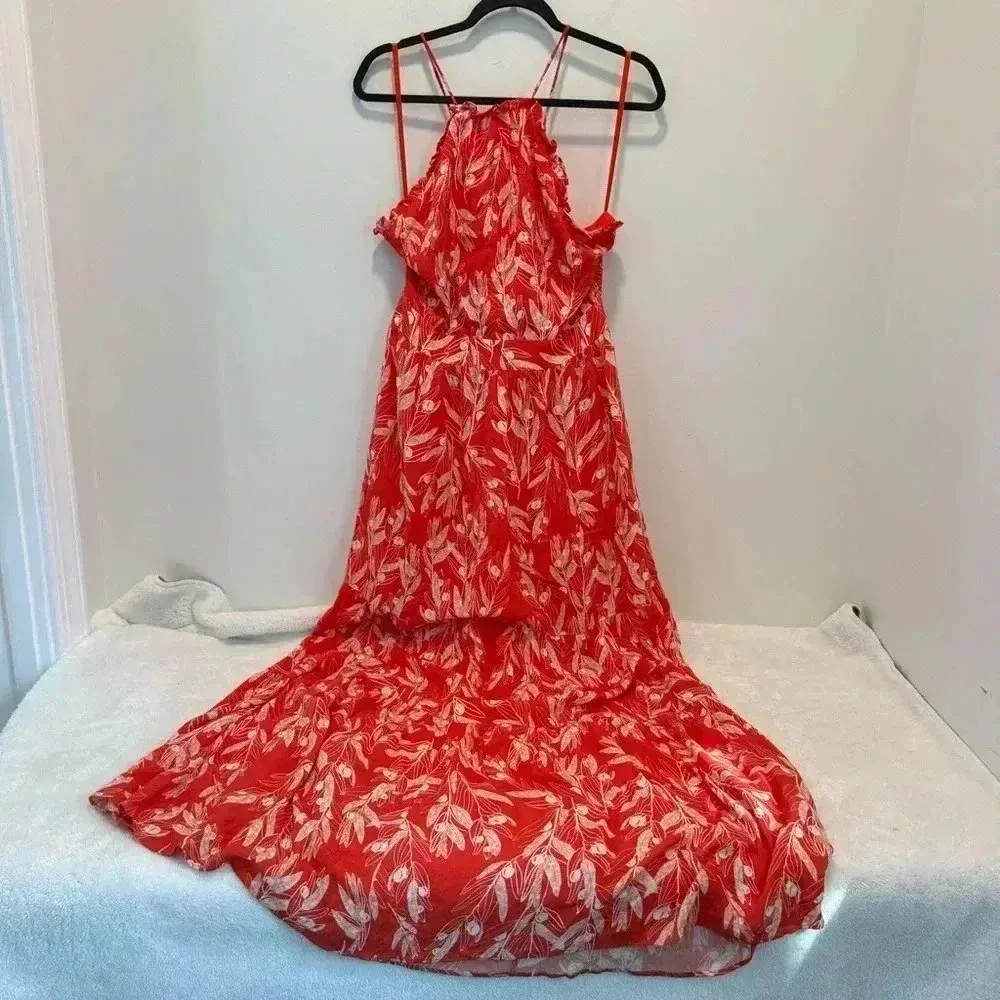 Alexia Admor
Kira Halter Neck Open Back Maxi Dress size 10 - Image 3