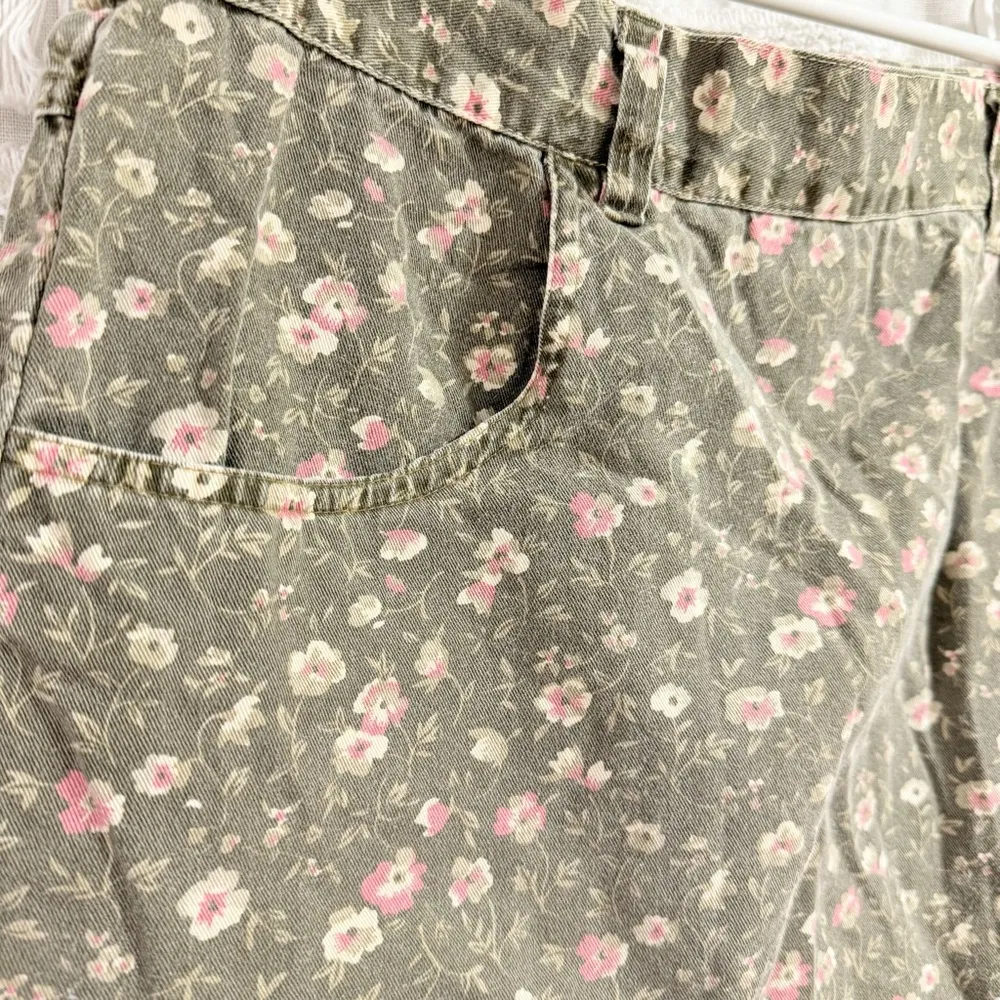 Vintage Green Floral Skort - Image 3