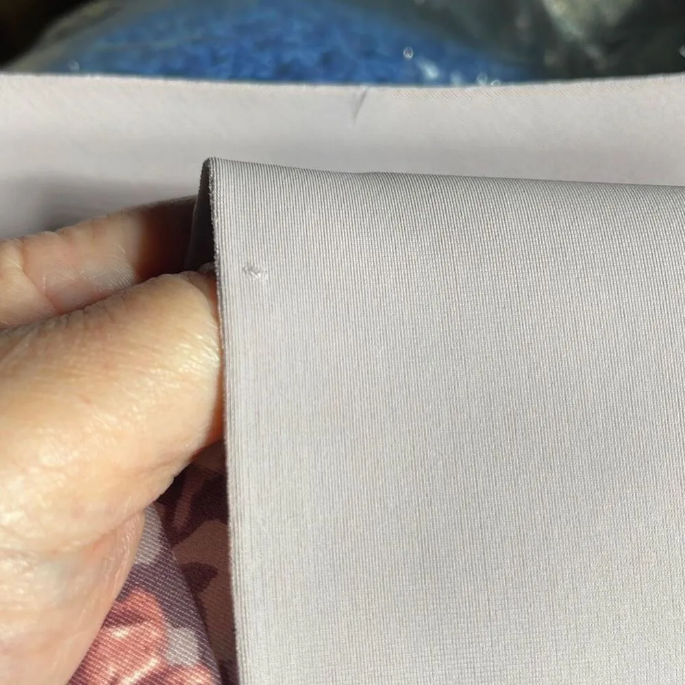 Vince Camuto size 42C flower pattern bra - Image 6