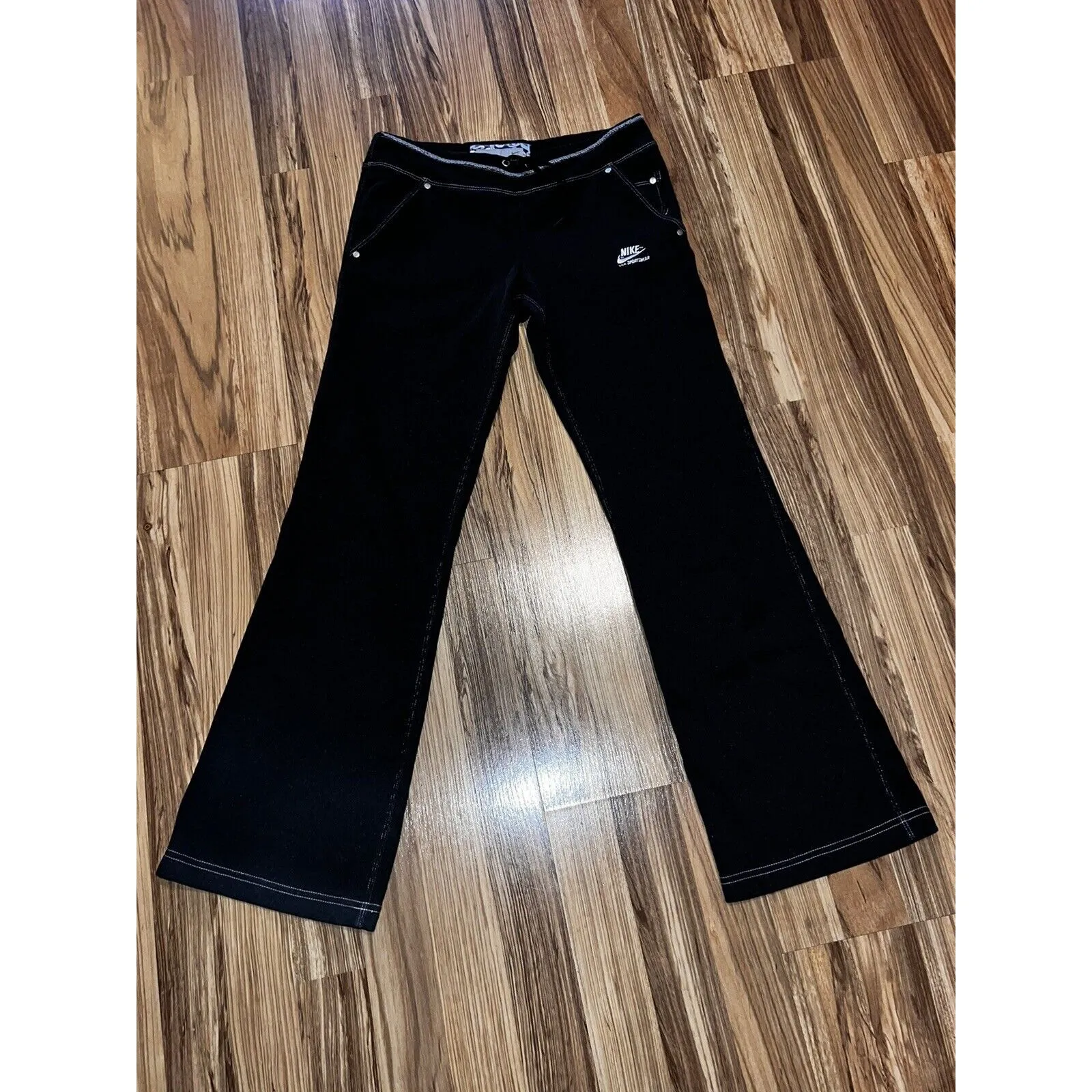 Nike Y2K‎ Women’s sportswear tech fleece Sweatpants Sz XS 0 2 silver tag - Image 2