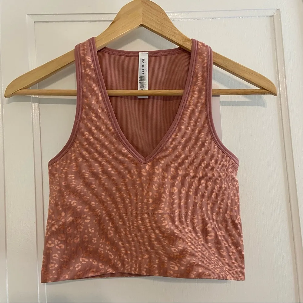Athleta Aurora Crop Rib tank top - Image 2