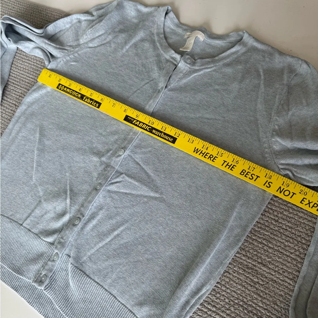 H&M Heather Light Blue Cotton Crewneck Cardigan Sweater Size Medium - Image 6