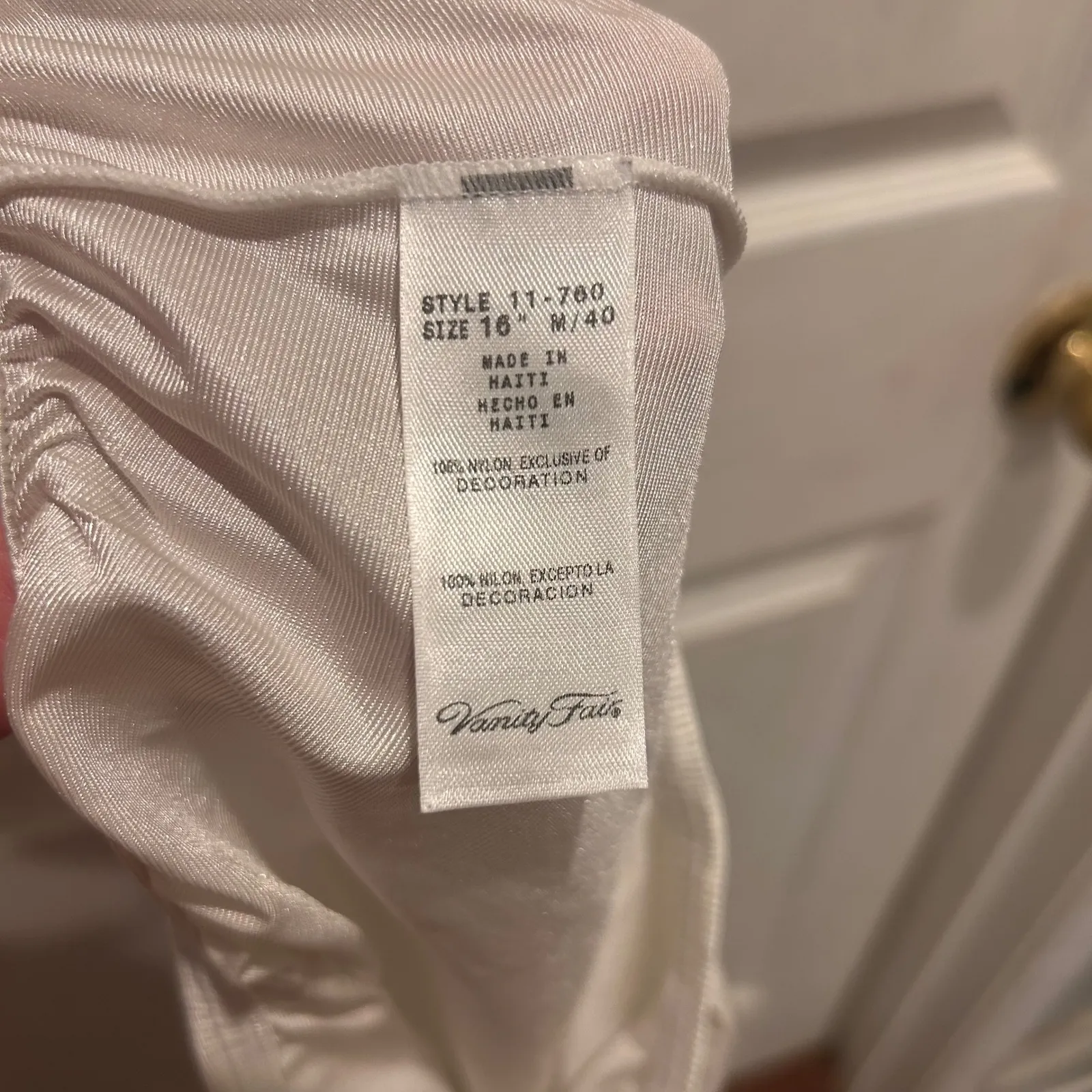 VTG Vanity Fair Womens Size M 16" M/40 White Lace Trim Nylon Half‎ Slip11-760 - Image 4