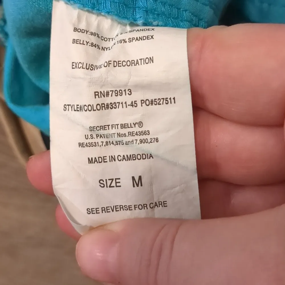 Oh baby by motherhood secret fit belly shorts size medium Blue - Image 4