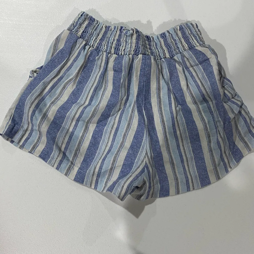 Joe B linen shorts medium - Image 2