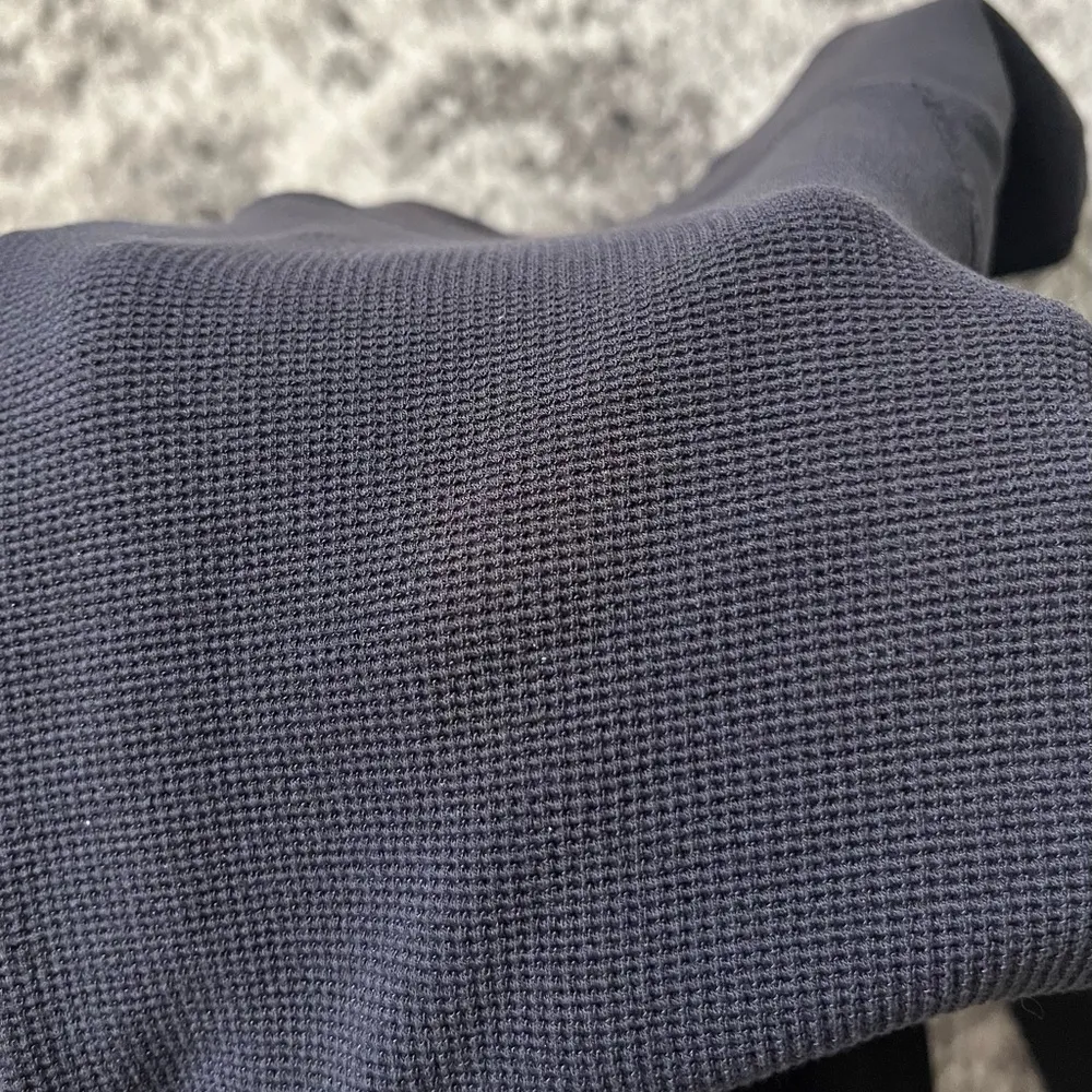 High-Waist Micro Waffle Low Key Leggings - Image 6