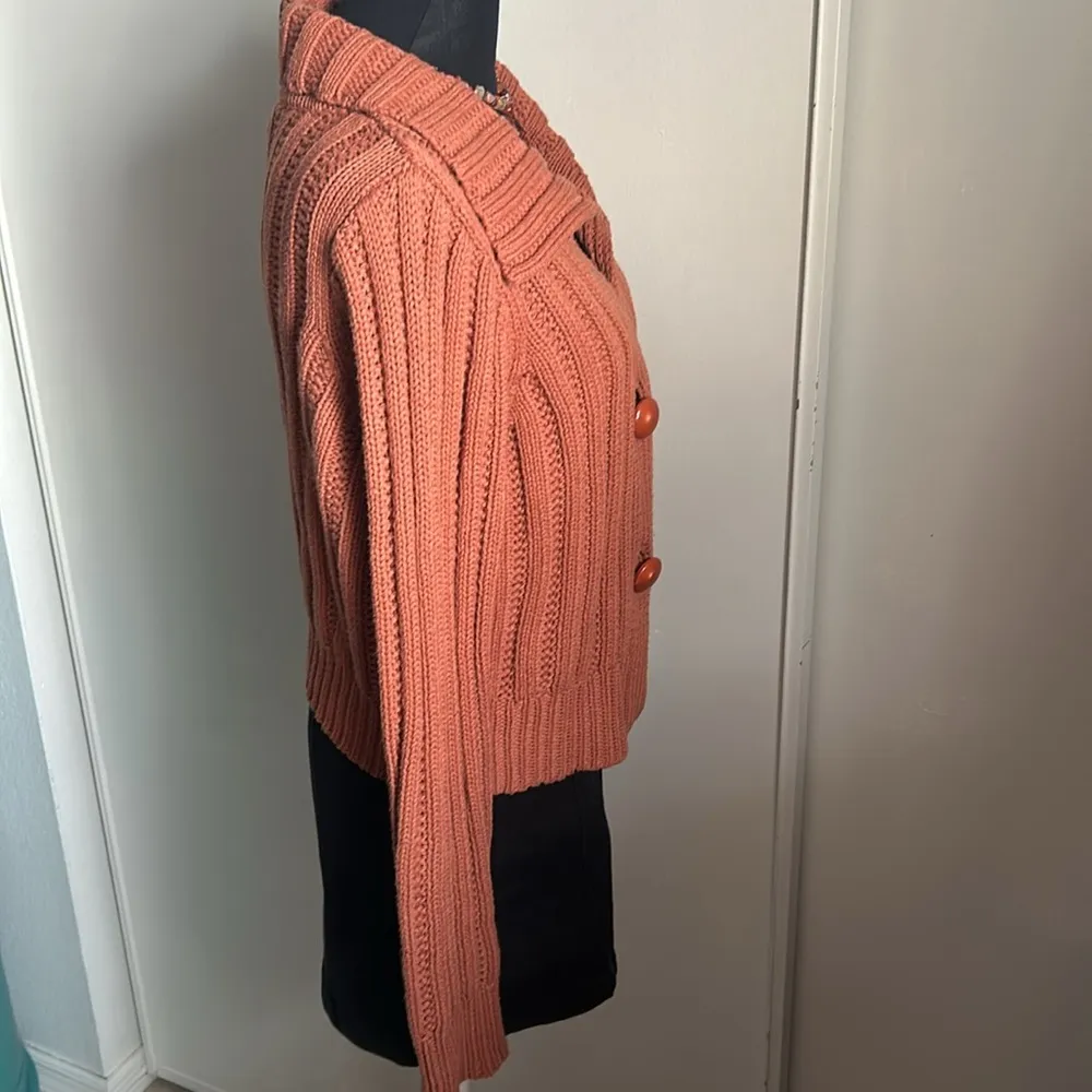 Sophie & Sage Chunky Wide Ribbed 2 Button Crop Cardigan with Wide Collar Size undefined - Image 6