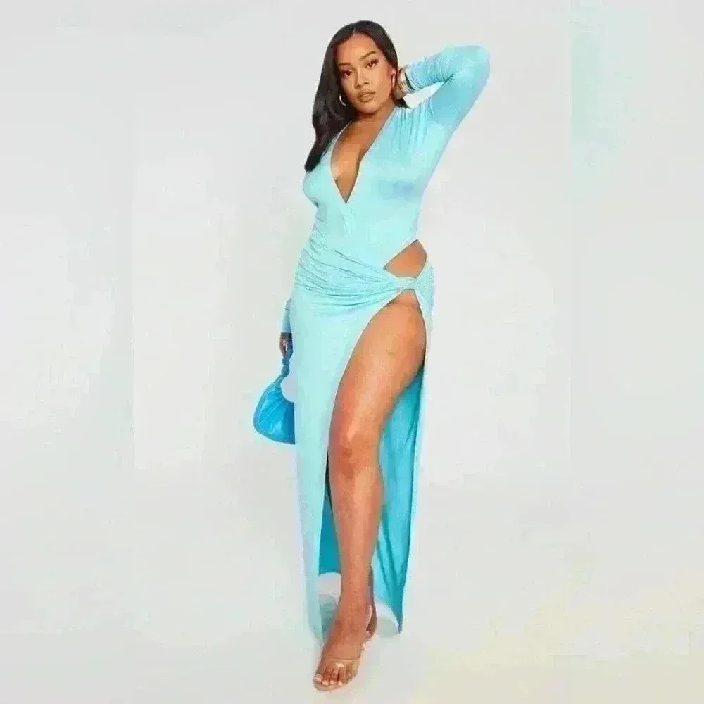 PrettyLittleThings Women’s Blue‎ Plunge Soft Feel Bodysuit Size L - Image 6