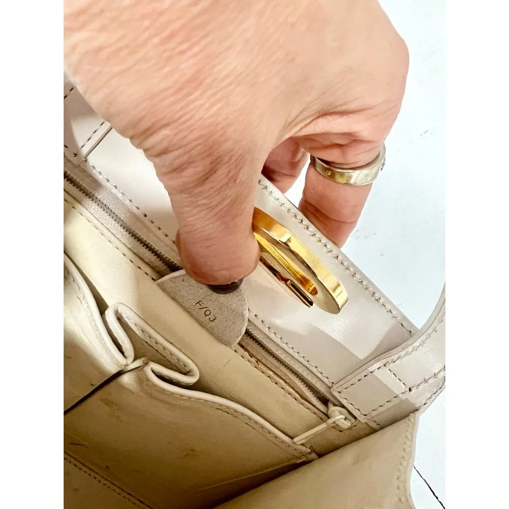 CELINE Gancini Leather Crossbody Shoulder Handbag White with Dust Bag - Image 15