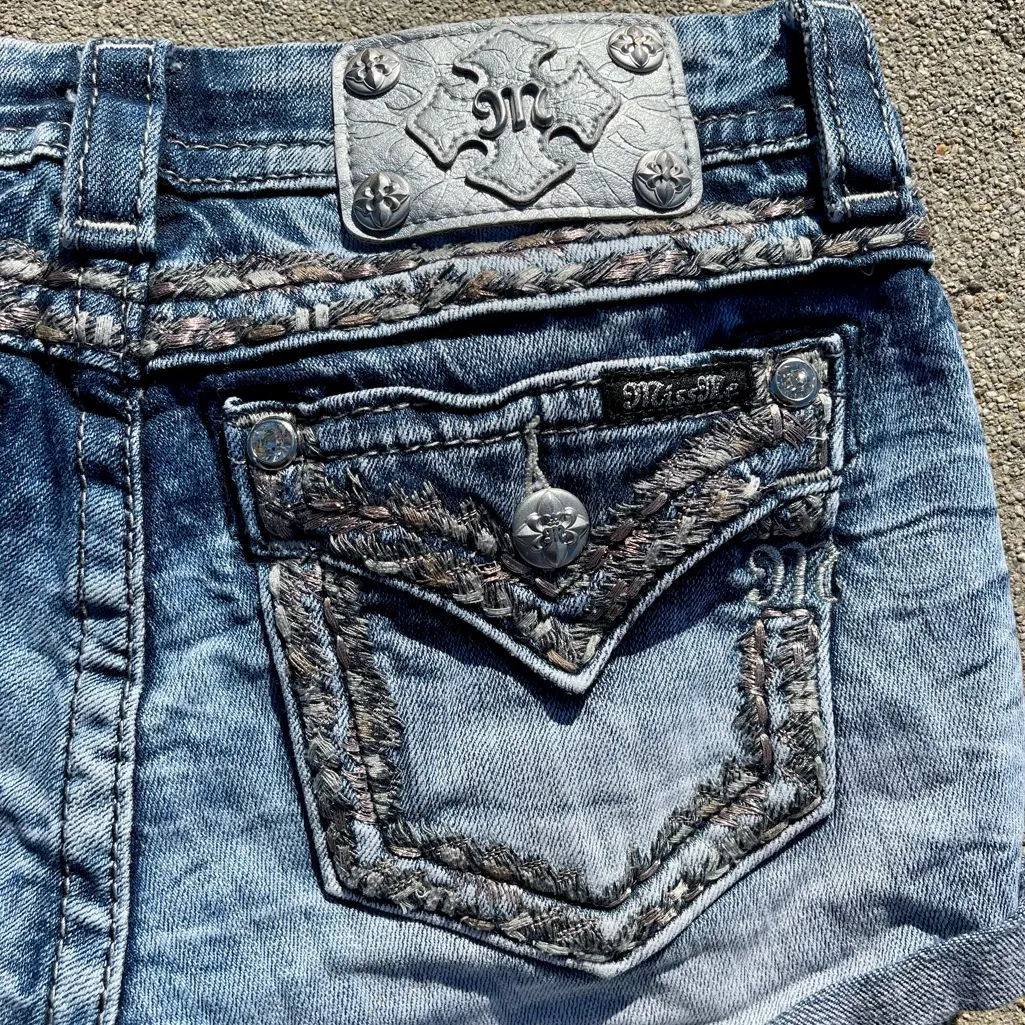 Miss Me Signature Short size 26 - Image 3