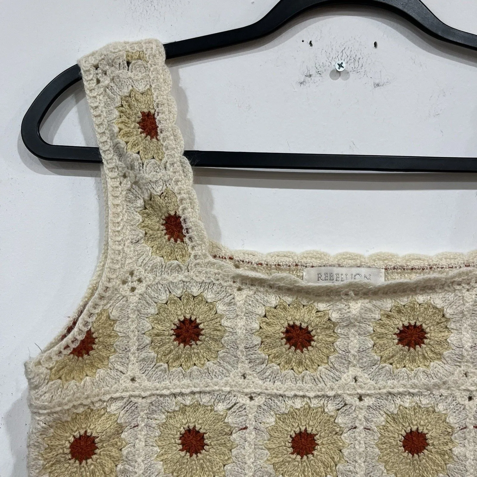 Rebellion Crochet Floral Granny Square Crop Tank Top Size Small Boho Festival - Image 2