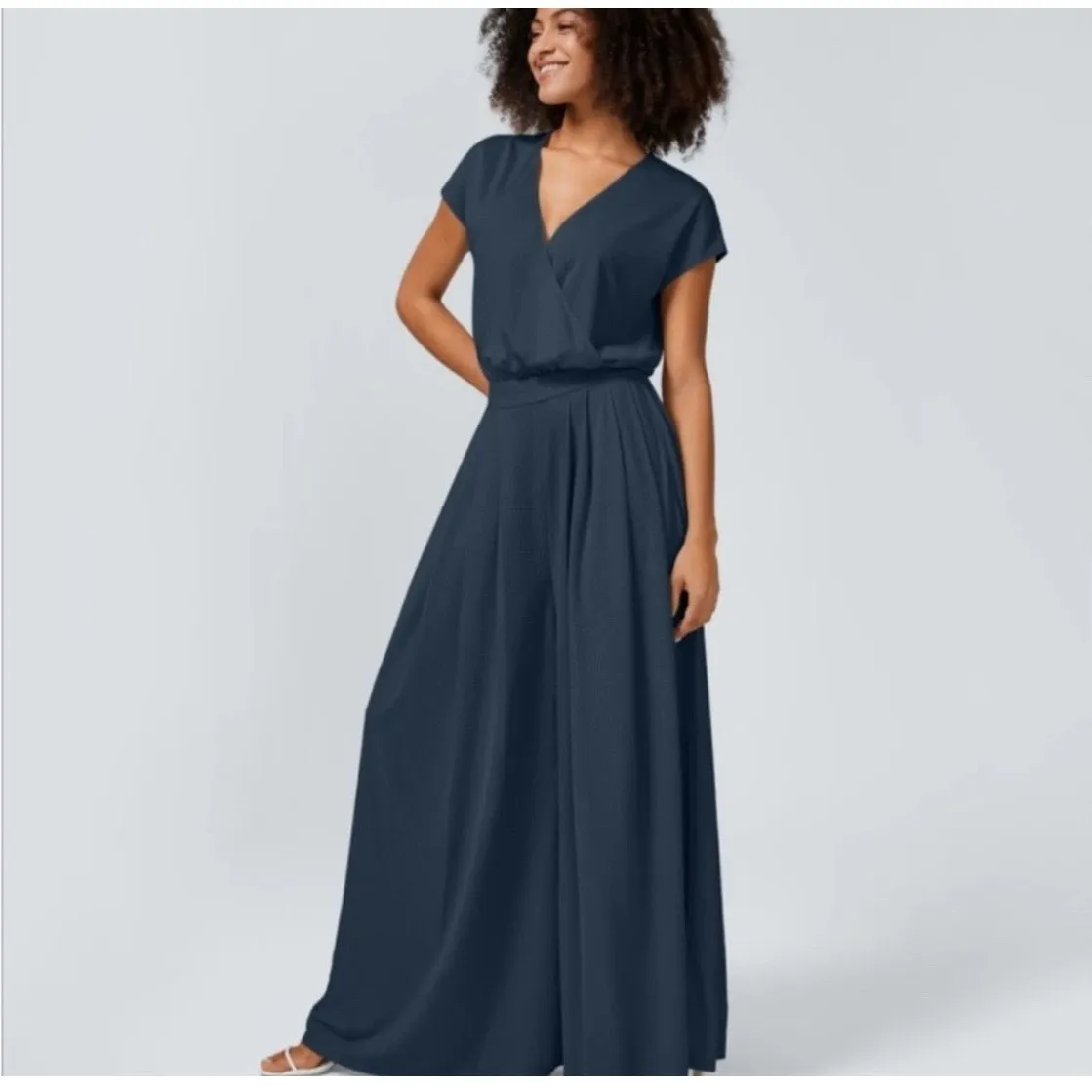 Brand New Halara Women's Size Medium Short Sleeve Navy Blue Jumpsuit Wide Leg - Image 2
