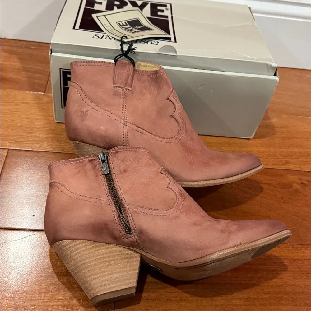 NWT Frye Women's Dusty Rose Reina Bootie Bufny Ankle Bootie size 7M - Image 5