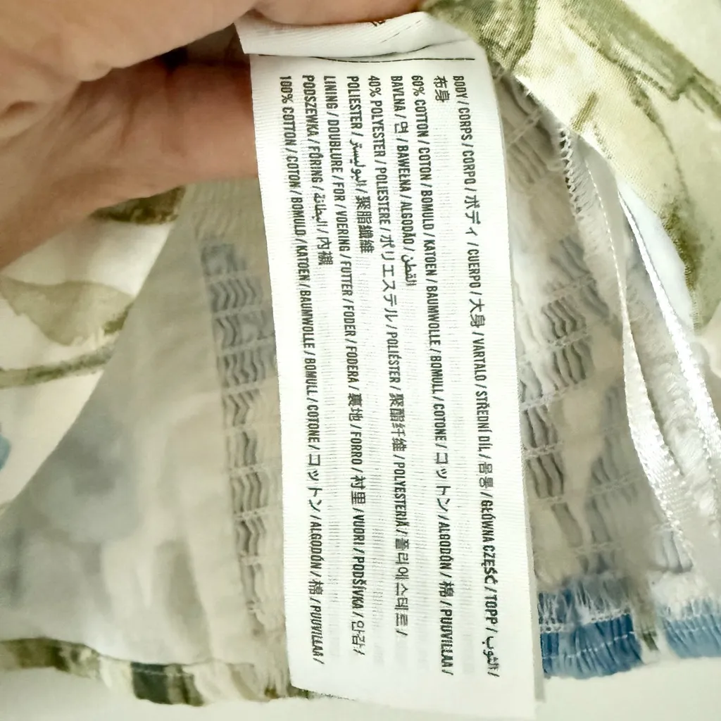 Abercrombie & Fitch Cotton Blend Crop Top in Blue, Green, White Floral - Size L - Image 5