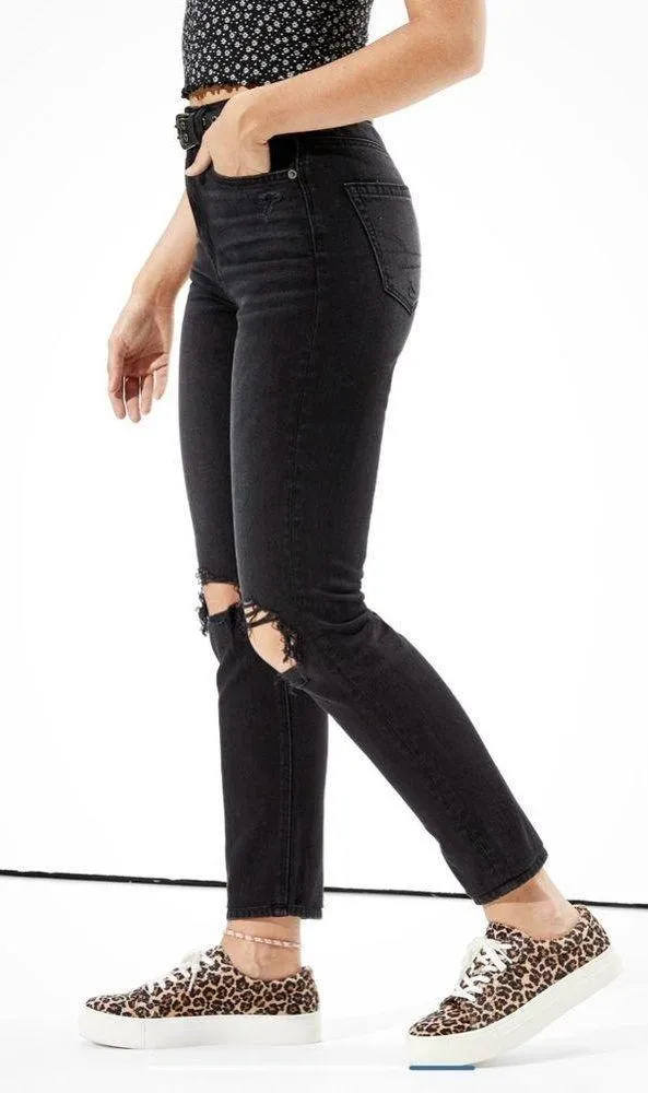 High Waist Black Wash Relaxed Mom Jeans Size 4 - Image 2
