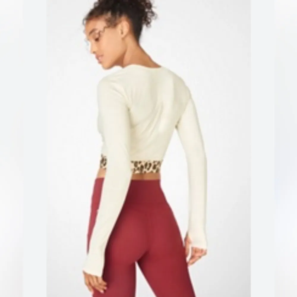 Fabletics twist front cropped top eco conscious fitted Large NWT $49.95 - Image 5