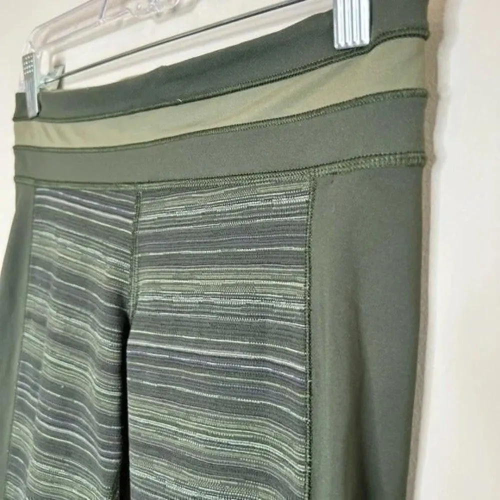 Lululemon Give Me Qi Crop Leggings Size 6 - Image 6