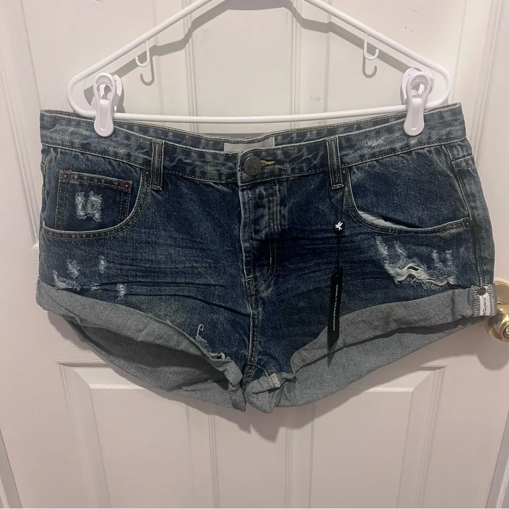 NWT  Bandits Low Waist Denim Shorts - Used Blue size 32 women's - Image 11