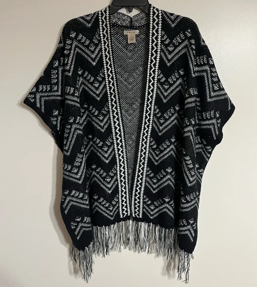 Womens Fresh Fringed Southwestern Print Shawl Poncho Wrap Size XL 100% Acrylic Black - Image 1