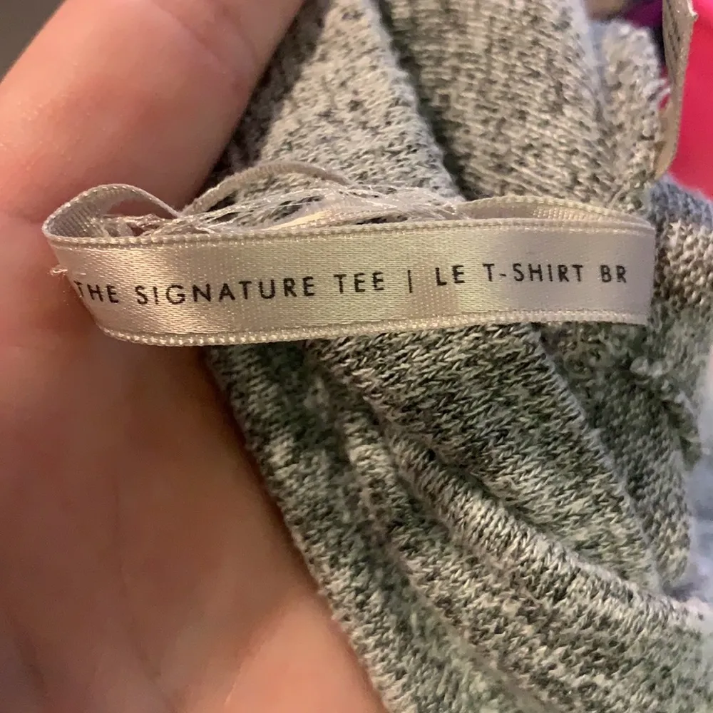 Banana Republic the signature tee gray turtleneck shirt - Image 6