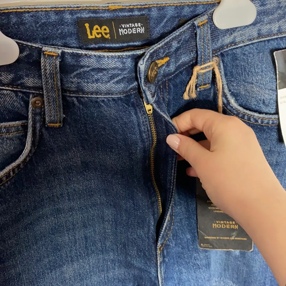Lee Vintage modern high rise straight ankle jeans size 28 - Image 8