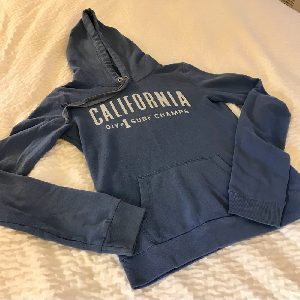 Hollister Blue & White Surf Hooded Sweatshirt Hoodie Women’s Size Small - Image 4