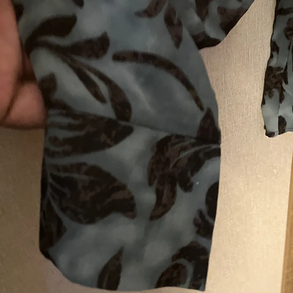 FINAL MARKDOWN Nikibiki Elegant sheer top large - Image 6