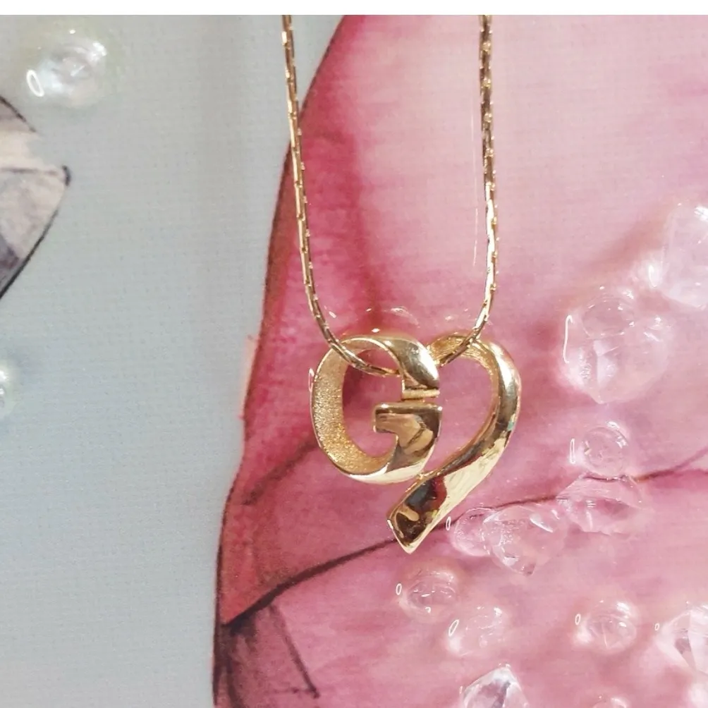 Authentic Givenchy Rare Vintage GG Heart 18kt Gold Vermeil Necklace - Image 3