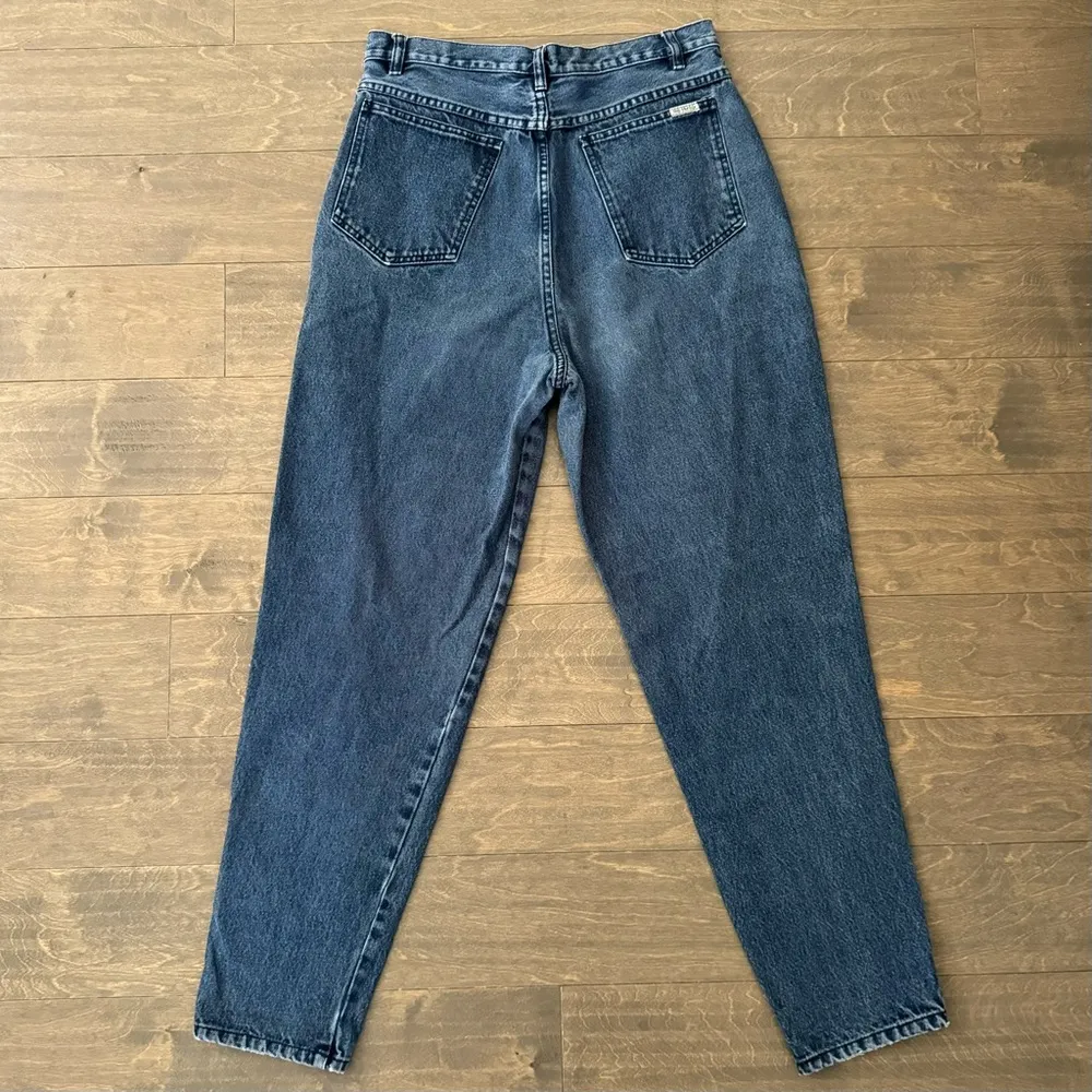 Vintage 90’s Bill Blass Hi-Waist Tapered Dark Wash Mom Jeans - Image 6