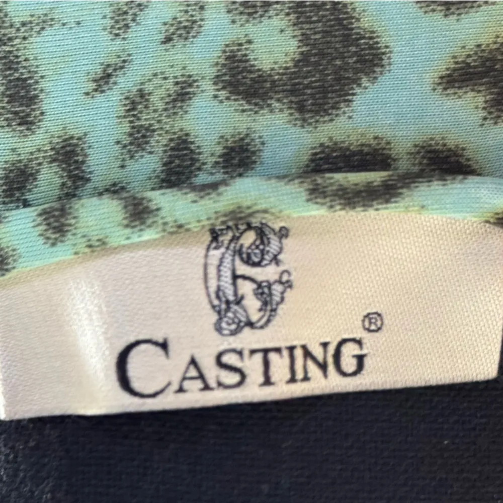 “Vestido elegante estilo boho con estampado animal print y detalles barrocos Gold Size 2 - Image 5