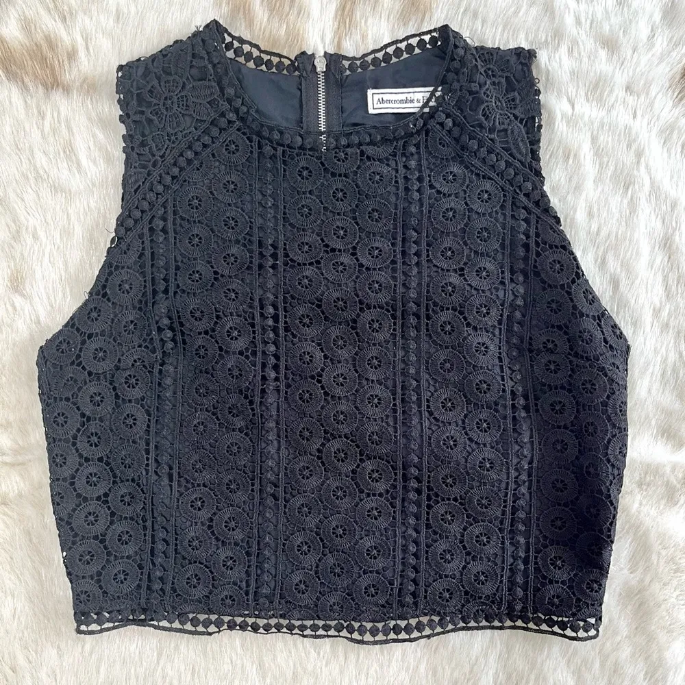 Abercrombie and Fitch Lace Overlay Crop Top - Image 2