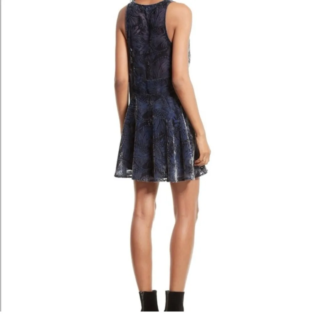 FREE PEOPLE Blue Ellie Velvet Burnout Sleeveless Mini A-Line Dress, Sz M - Image 3