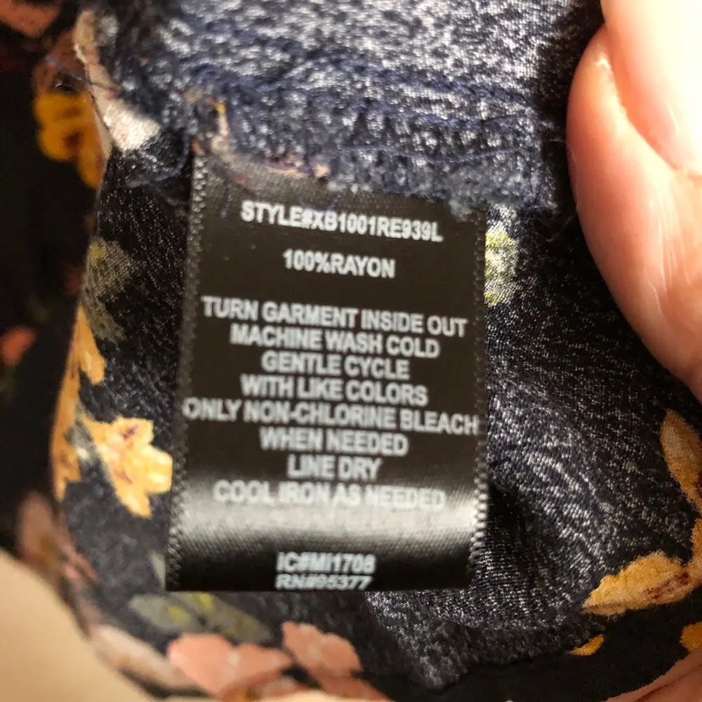 Sanctuary Cassie Cold Shoulder Ruffle Blouse - Image 7