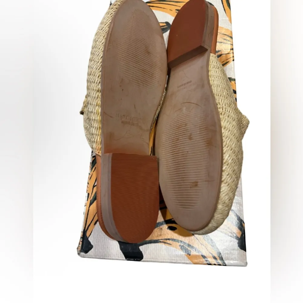 New with Box Farm Rio Tropical Raffia Mules Size 6 - Image 4