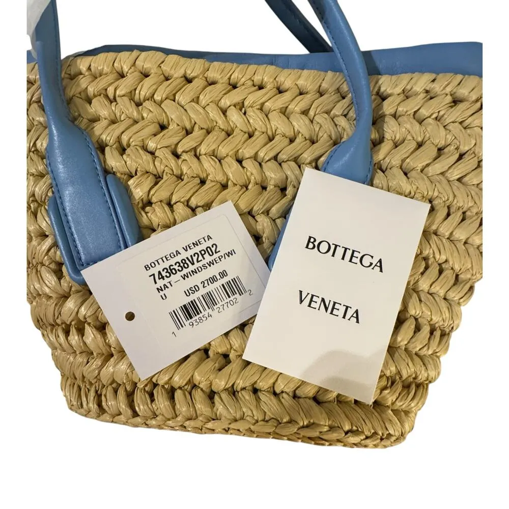 Bottega Veneta NWT Small Raffia Arca Tote in Beige/Blue w/Dustbag & COA - Image 4