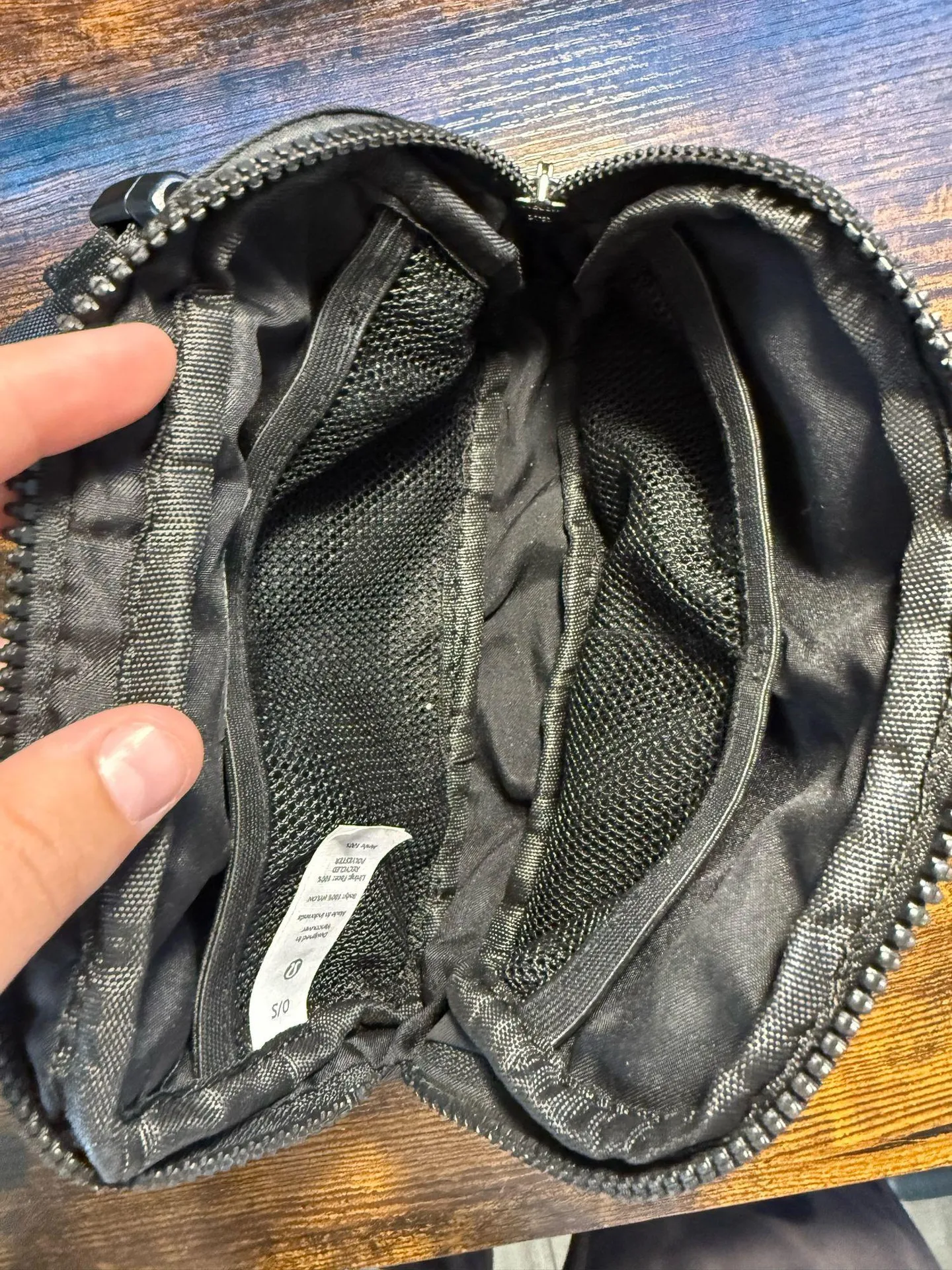 Lululemon Belt Bag - Image 5