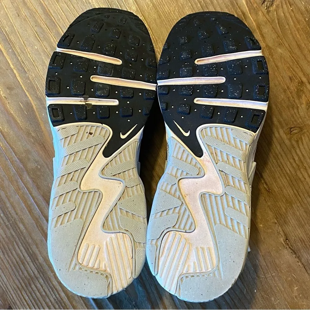 Nike Air Max Excee Black & White Sneakers Size 7.5W 9.0M - Image 8