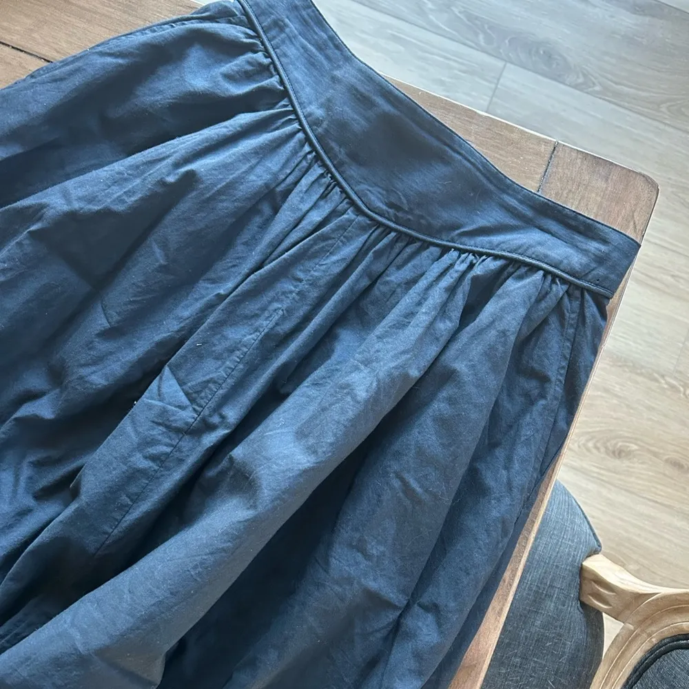 Lilla P Yoke Cotton Skirt Black - Image 5