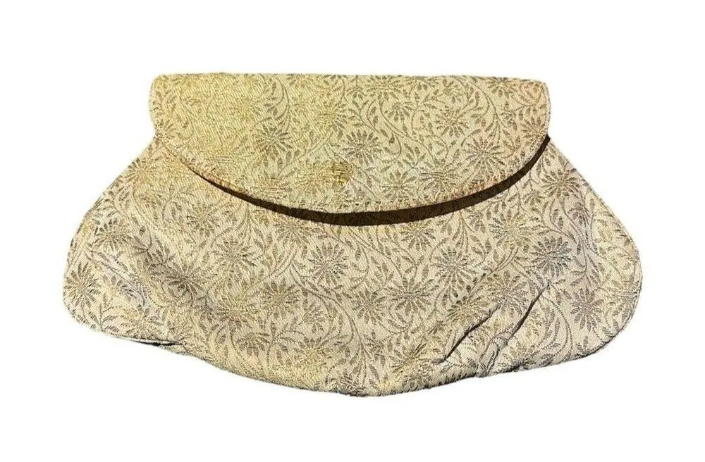 Vintage Bonwitt Teller Gold Clutch purse with magneticclasp - Image 2