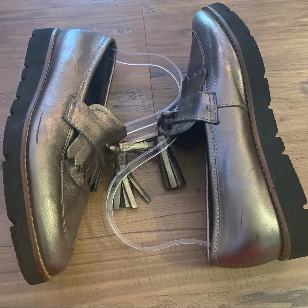 Steve Madden Naomie  Leather Ladies Pewter Tasseled Loafers Shoes Size US 8.5 - Image 4