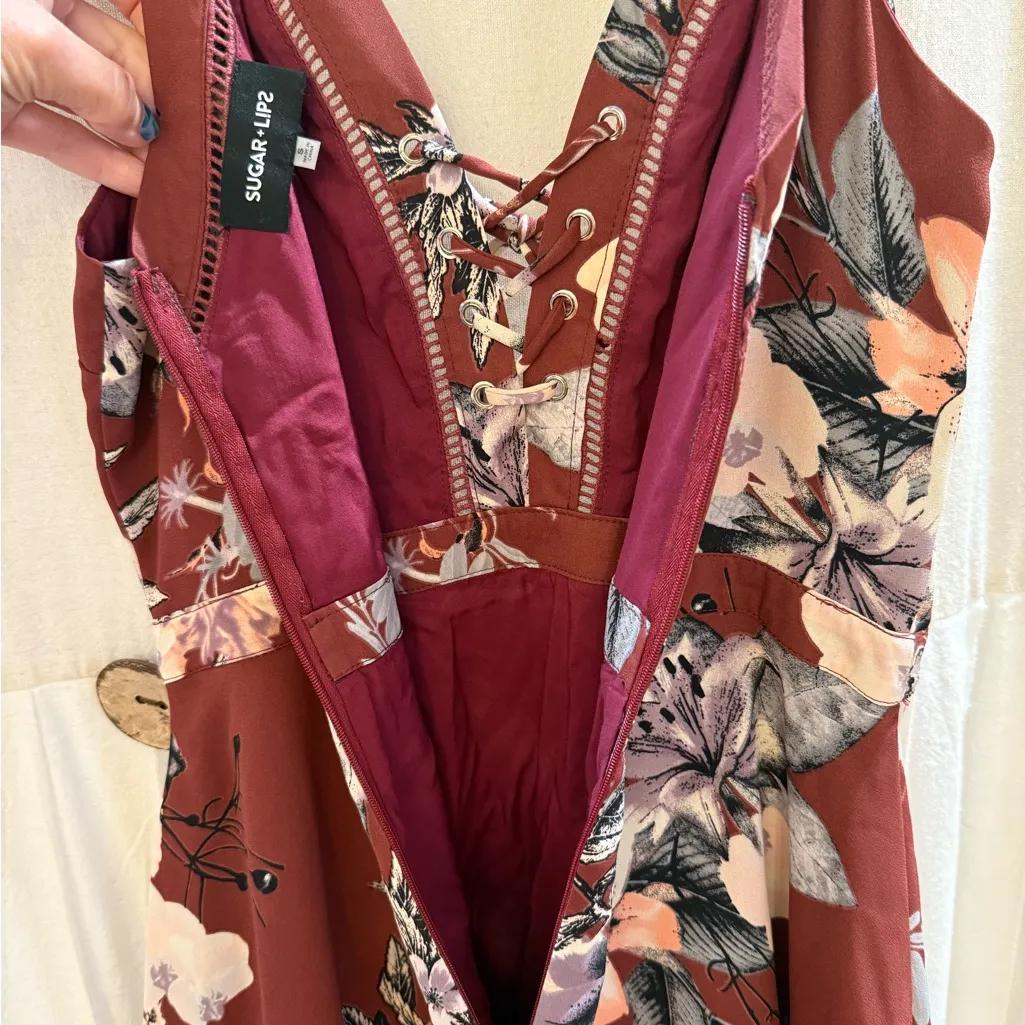 Sugar Lips  Burgundy Floral Dress - Image 4