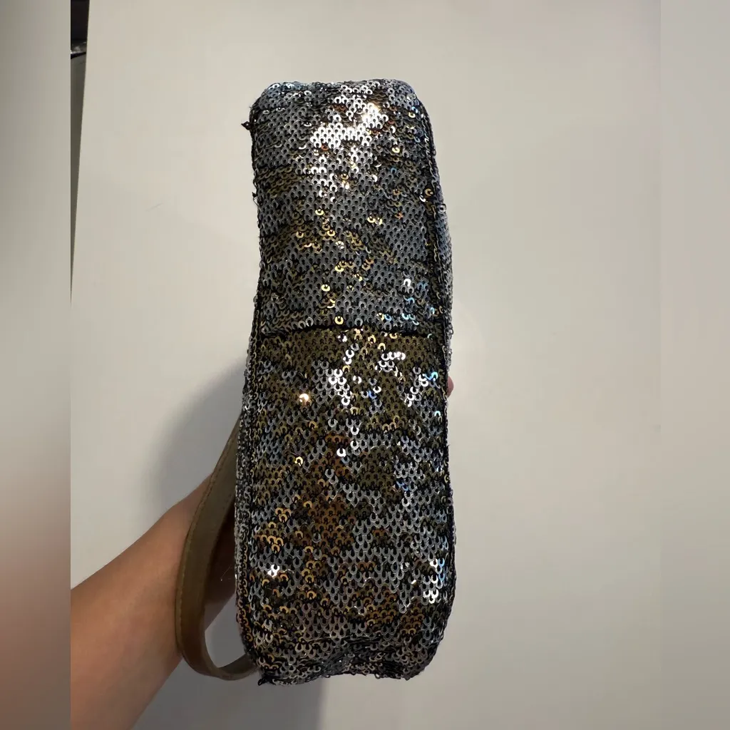 Urban Expressions Brown & Gold Sequin Shoulder Bag - Image 10