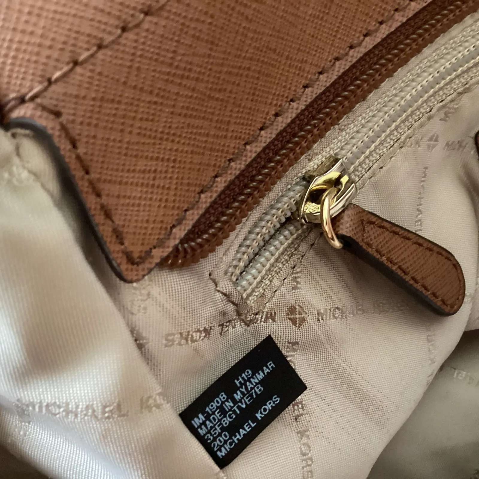 Michael Kors Jet Set Large Signature Logo Shoulder Bag - Image 14
