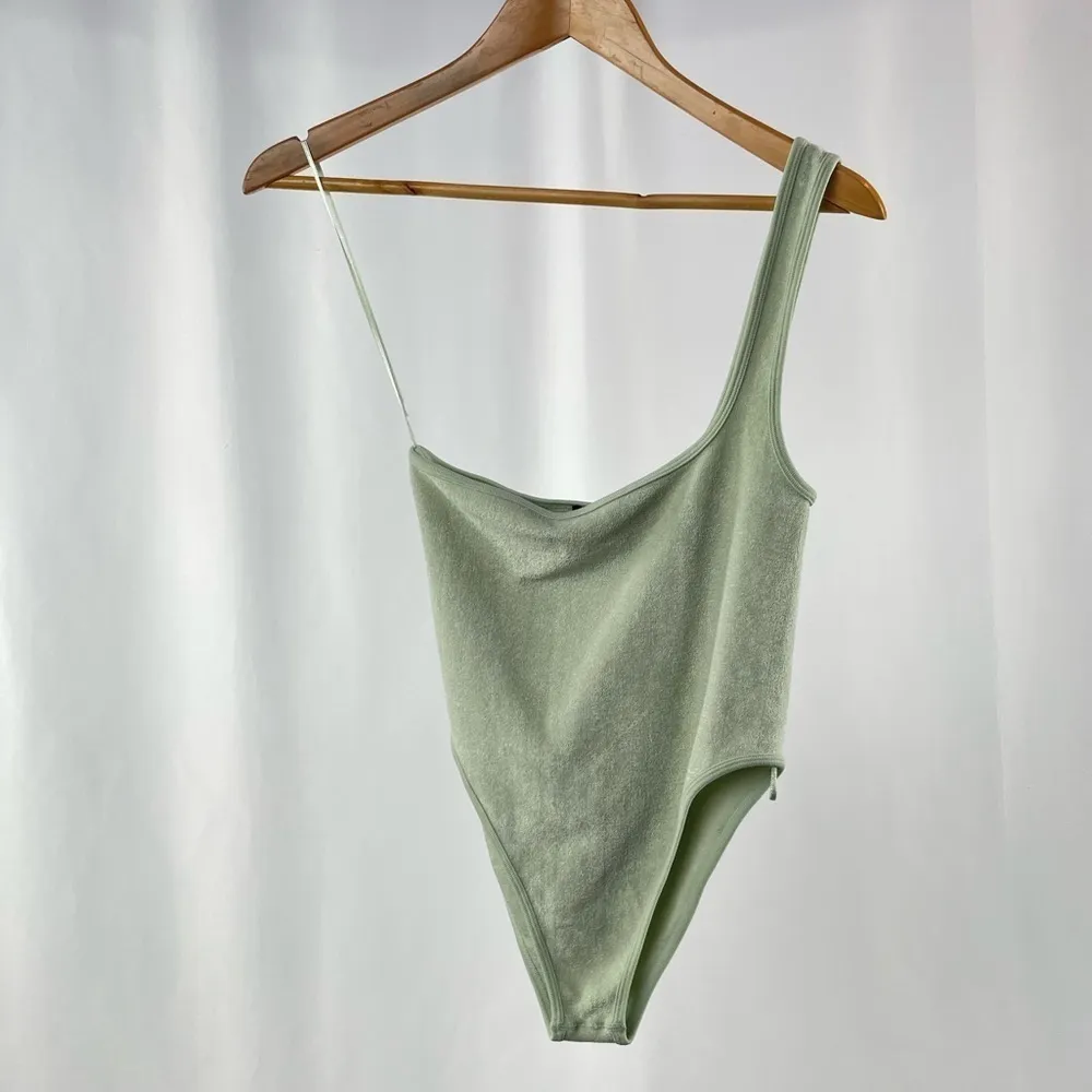 NEW Zara Terrycloth One Shoulder Bodysuit in Mint Green Size‎ Extra Small - Image 2