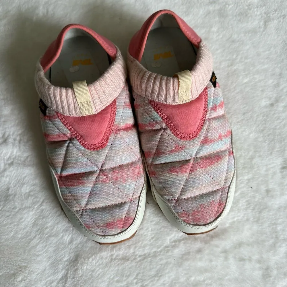 Teva ReEMBER Tie-Dye Moccasins Women's Size 7 - Image 4